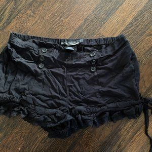 Lovesick Women's Black Lace Shorts - Small